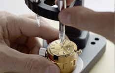 万国哪里专修老款表